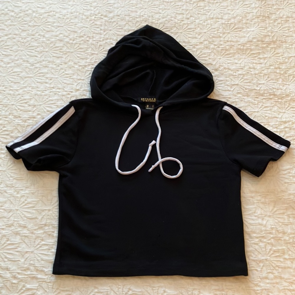 Cropped black top with hood and white stripes down each short sleeve - Picture 4 of 8